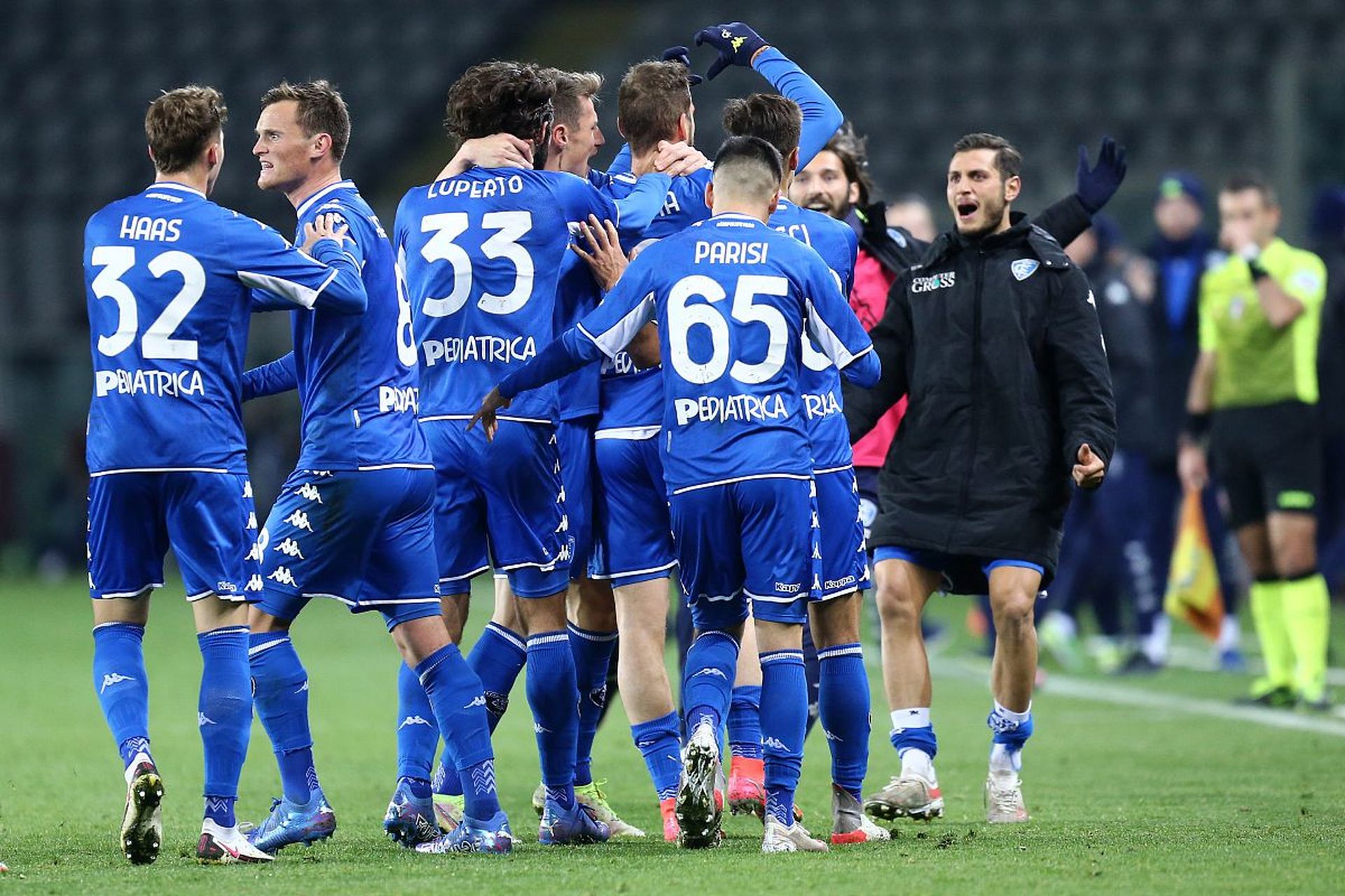 场上产生了 场上产生了